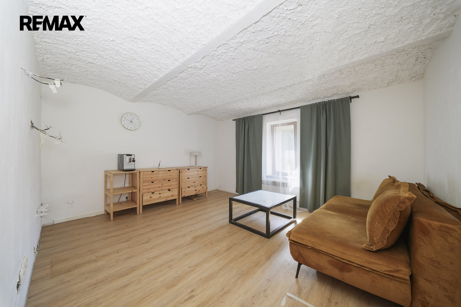 Prodej domu 407 m² s pozemkem 757 m² - View 5