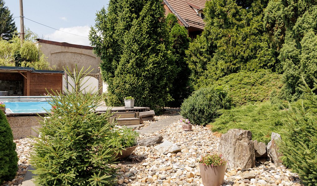 Prodej domu 478 m² s pozemkem 4 241 m², Verneřice – náhled fotky 28