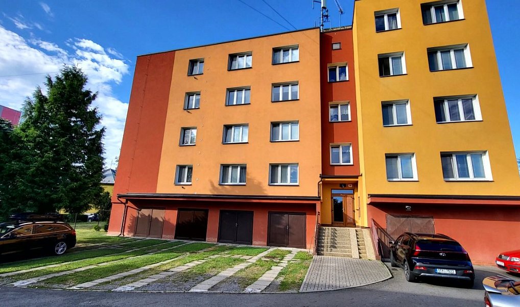 Pronájem bytu 3+1 90 m², Nový Jičín – náhled fotky 22
