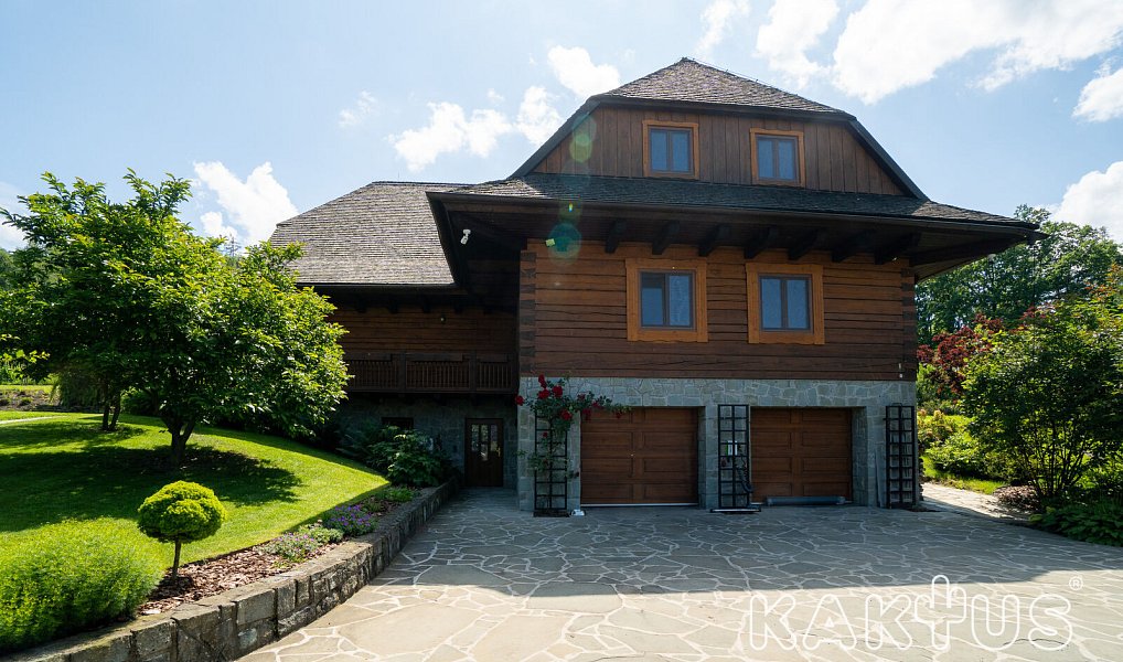 Prodej domu 462 m² s pozemkem 30 521 m², Bordovice – náhled fotky 2