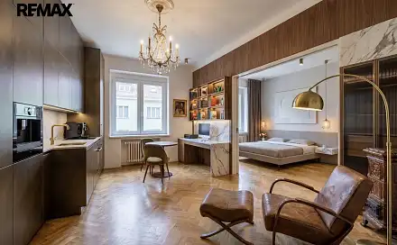 Prodej bytu 1+1 45 m², V Horní Stromce, Praha 3 - Vinohrady
