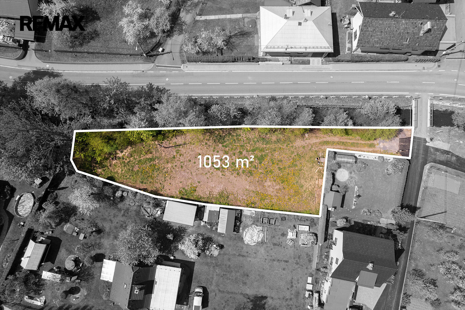 Prodej stavebního pozemku 1 053 m² – fotografie 2