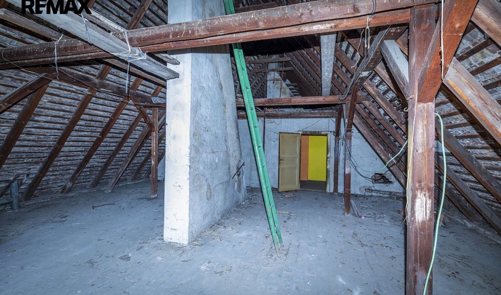 Prodej domu 152 m² s pozemkem 972 m², Hoštka – náhled fotky 29