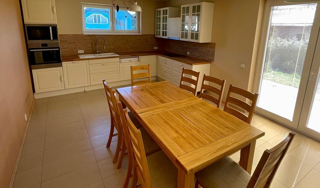 Prodej domu 195 m² s pozemkem 1 177 m², Obora – náhled fotky 16