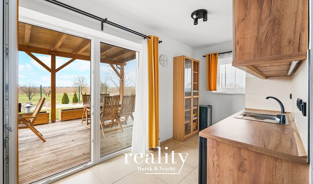 Dva apartmány s vinárnou a vinným sklepem 190 m2, Jevišovka, Jevišovka – náhled fotky 27