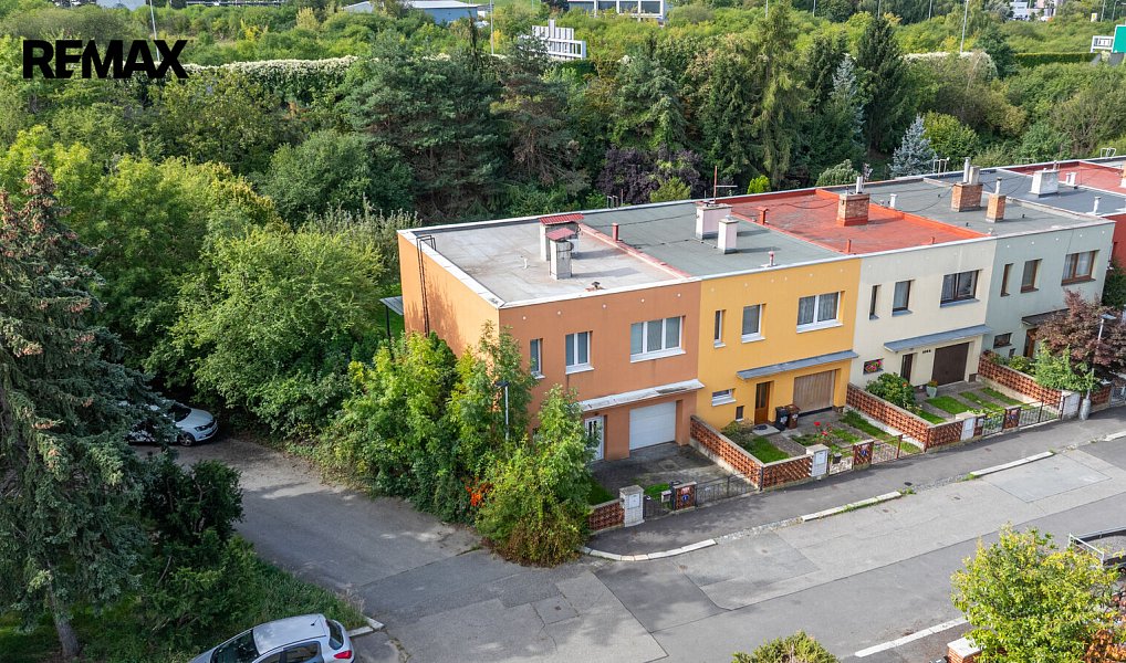 Pronájem domu 180 m² s pozemkem 473 m², Praha – náhled fotky 27