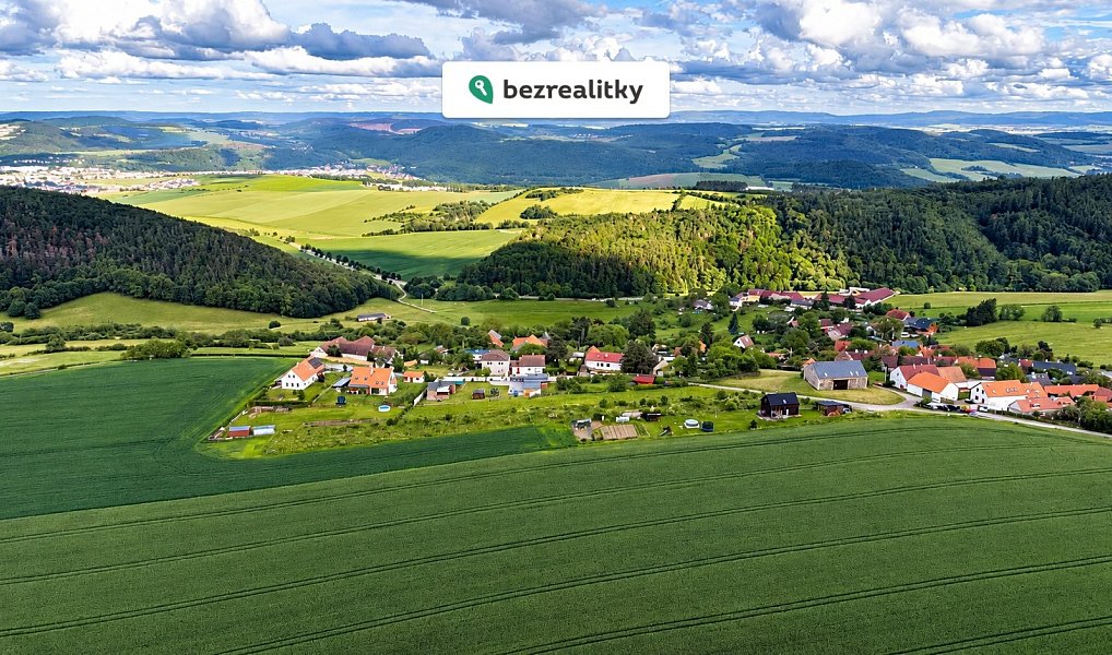 Prodej pozemku, 2892 m², Beroun, Svatá