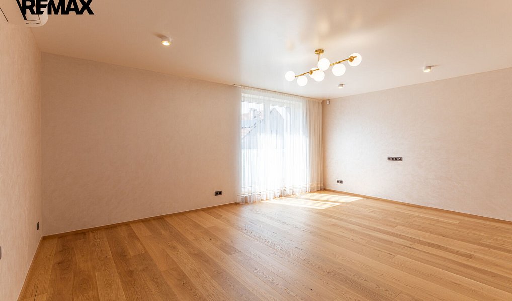 Prodej domu 244 m² s pozemkem 810 m², Praha – náhled fotky 20