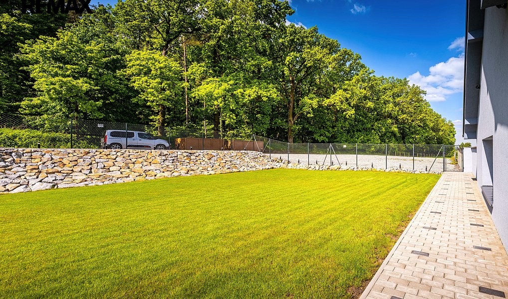 Prodej domu 171 m² s pozemkem 1 730 m², Žďár – náhled fotky 7