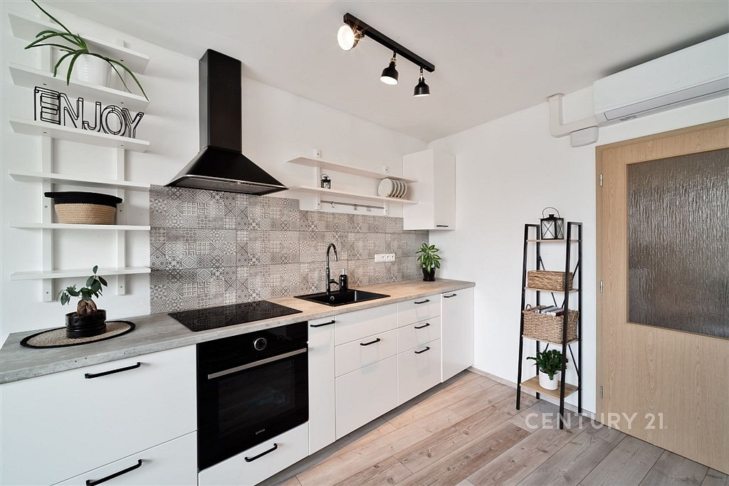 Pronájem bytu 2+kk 57 m²