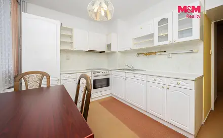 Prodej bytu 3+1 73 m², Jiráskova, Pardubice - Zelené Předměstí