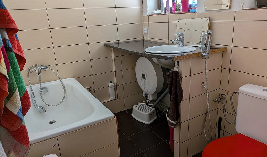 Prodej chaty/chalupy 120 m², Lásenice – náhled fotky 26