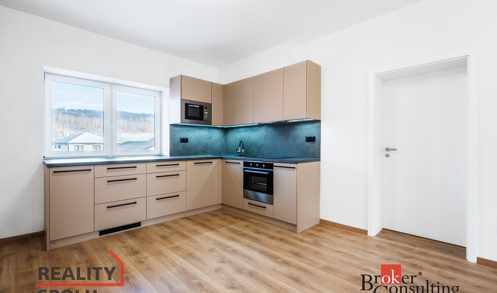 Prodej domu 216 m² s pozemkem 605 m², Bučovice – náhled fotky 20