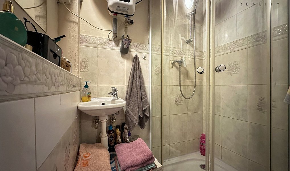 Prodej chaty/chalupy 50 m² s pozemkem 265 m², Chrást – náhled fotky 11