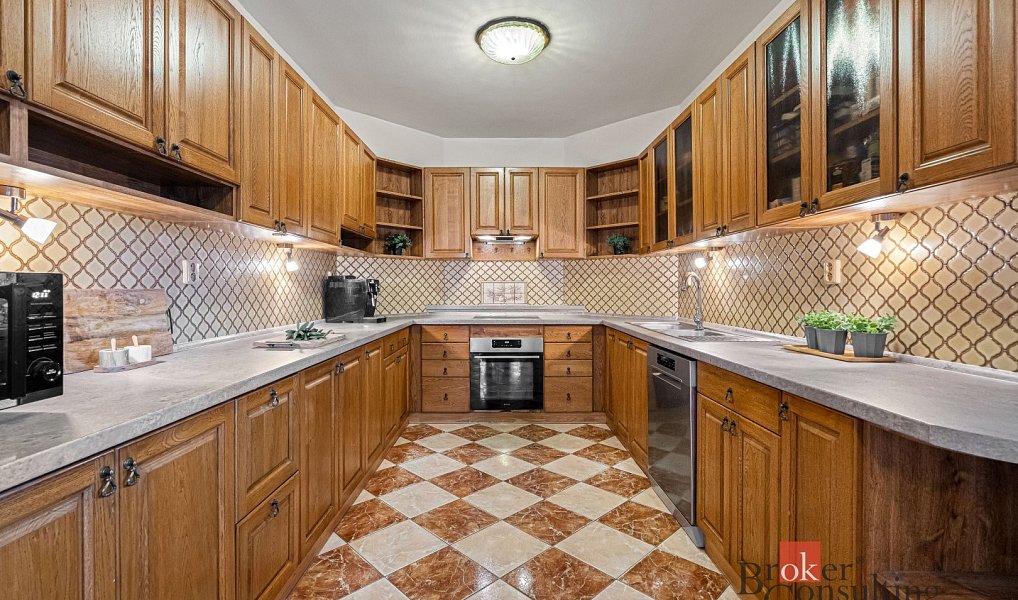 Prodej domu 450 m² s pozemkem 5 026 m², Netvořice – náhled fotky 15