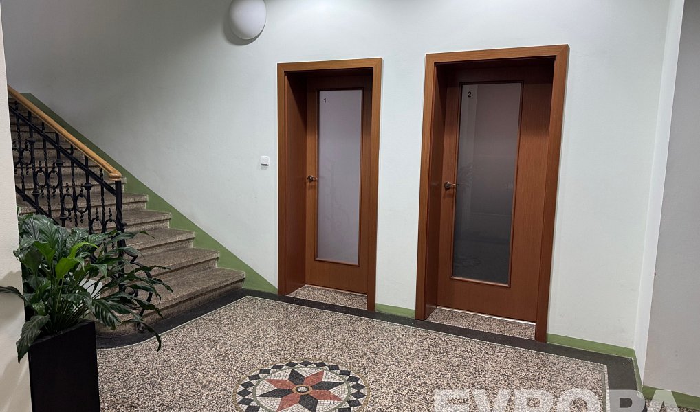 Pronájem kanceláře 130 m², Liberec – náhled fotky 3