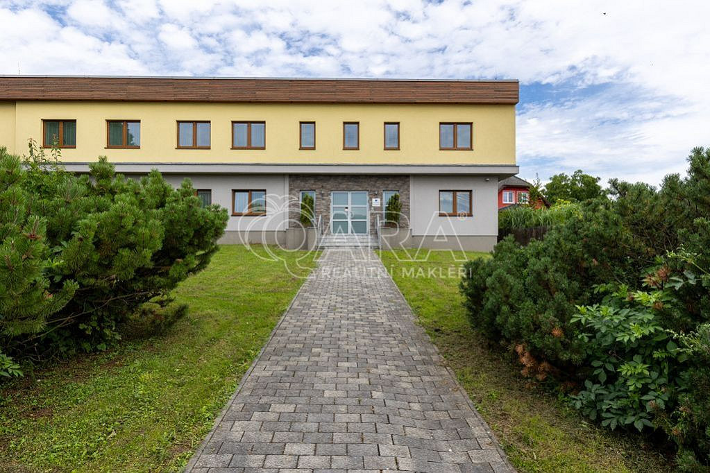 Prodej ubytovacího objektu 784 m²