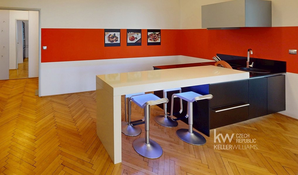 Pronájem bytu 4+kk 120 m², Praha – náhled fotky 3