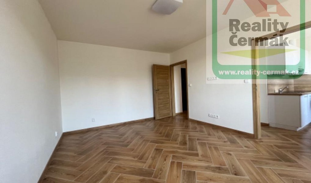 Pronájem bytu 1+1 38 m², Domažlice – náhled fotky 8