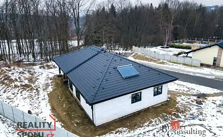 Prodej domu 196 m² s pozemkem 876 m², Nad Hájovnou, Loket, okres Sokolov