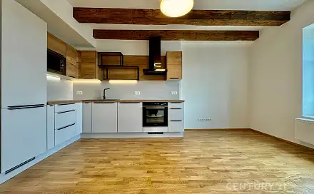 Pronájem bytu 3+kk 72 m²