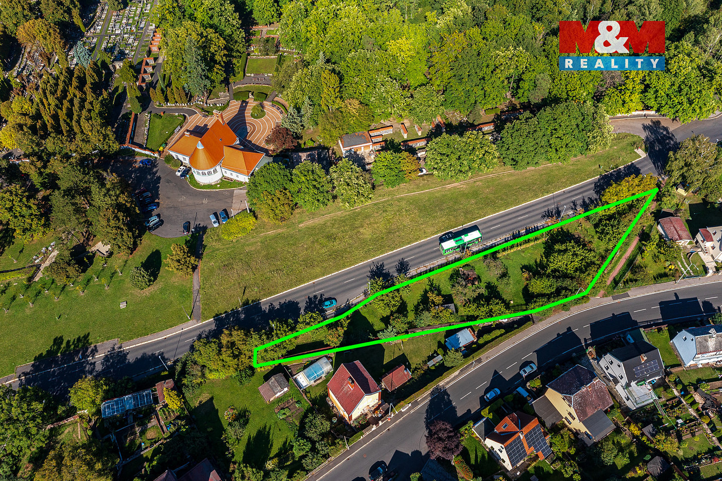Prodej stavebního pozemku 1 940 m² – fotografie 4