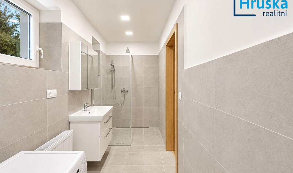 Pronájem domu 180 m² s pozemkem 1 108 m², Ostrava – náhled fotky 5