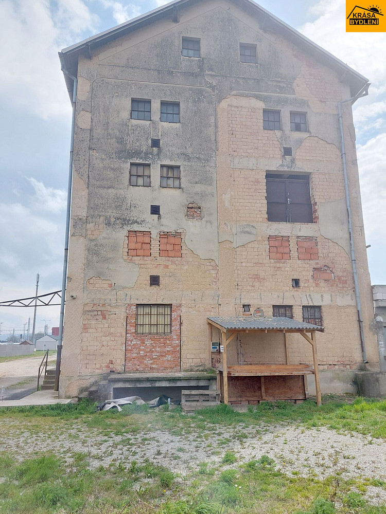 Prodej skladovacích prostor 2 771 m² — photo 3