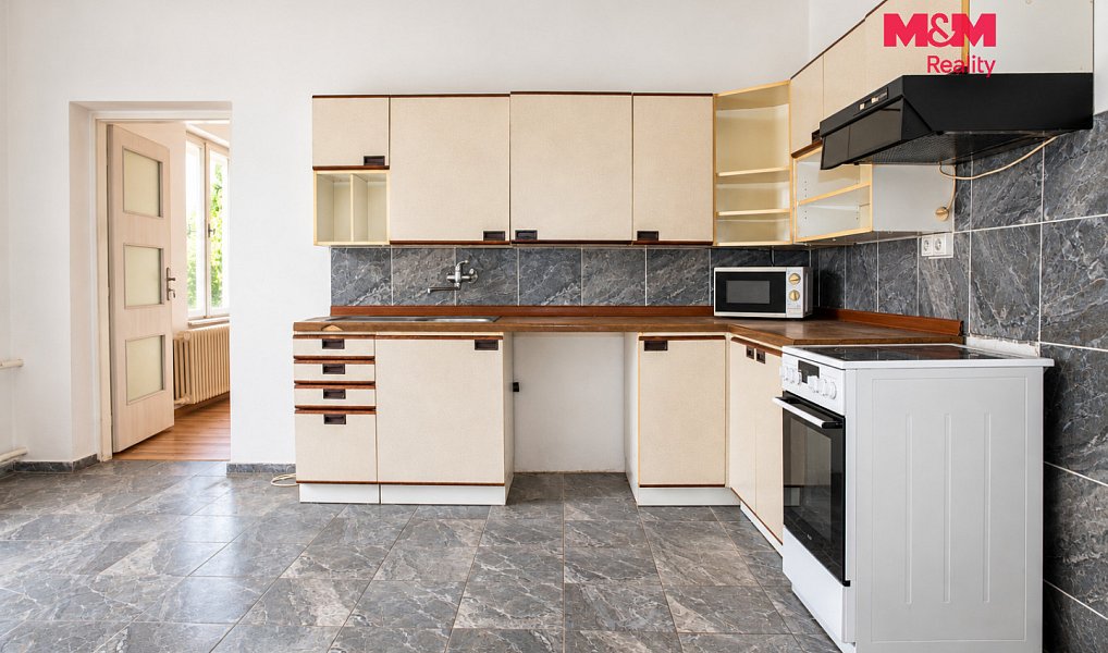 Prodej domu 135 m² s pozemkem 376 m², Jindřichův Hradec – náhled fotky 2