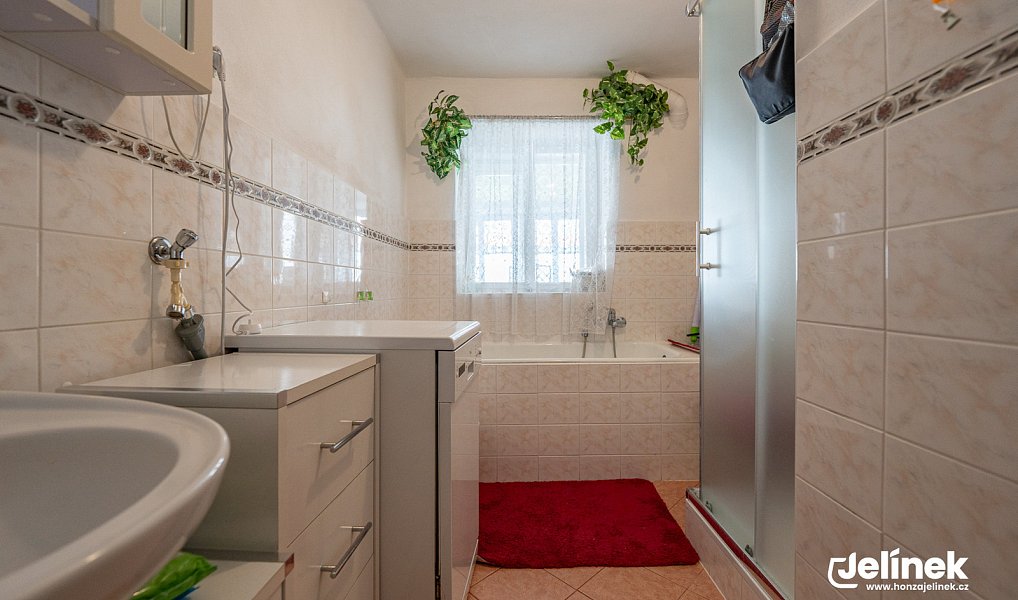 Prodej domu 200 m² s pozemkem 363 m², Bystré – náhled fotky 5