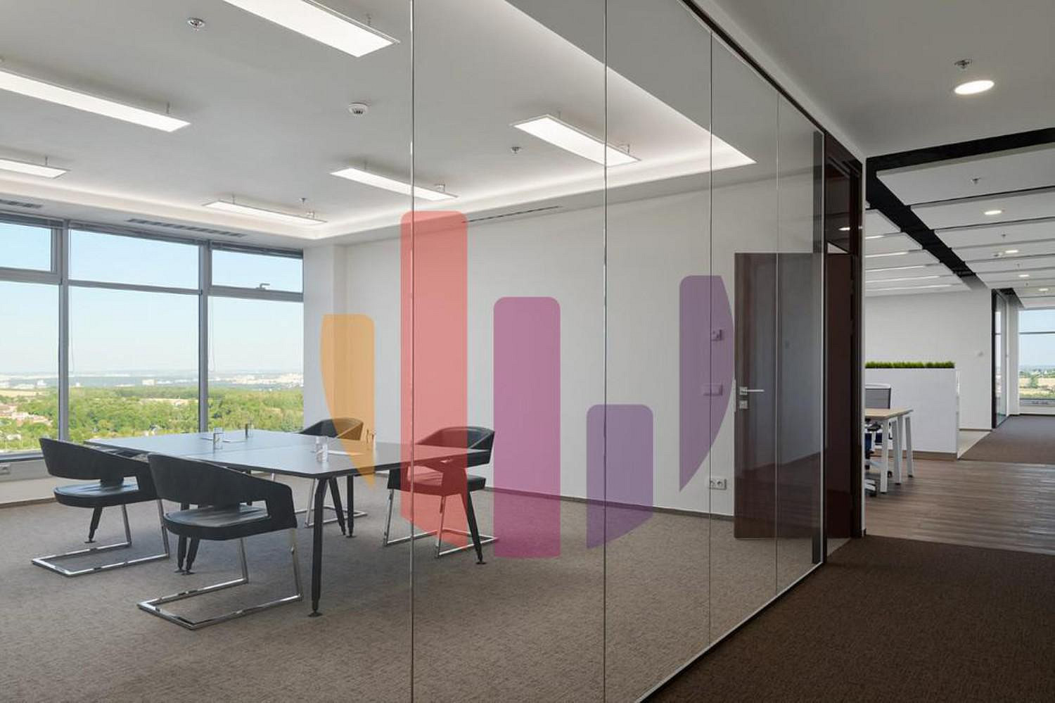 Pronájem kanceláře 649 m² — photo 3