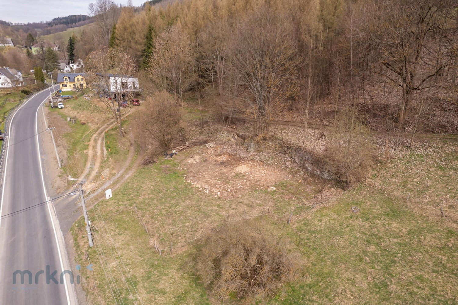 Prodej stavebního pozemku 1 303 m² – fotografie 5