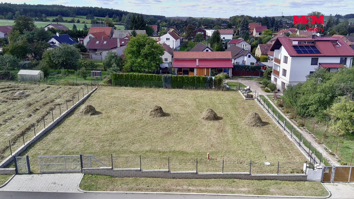 Prodej stavebního pozemku 1 036 m² – fotografie 3