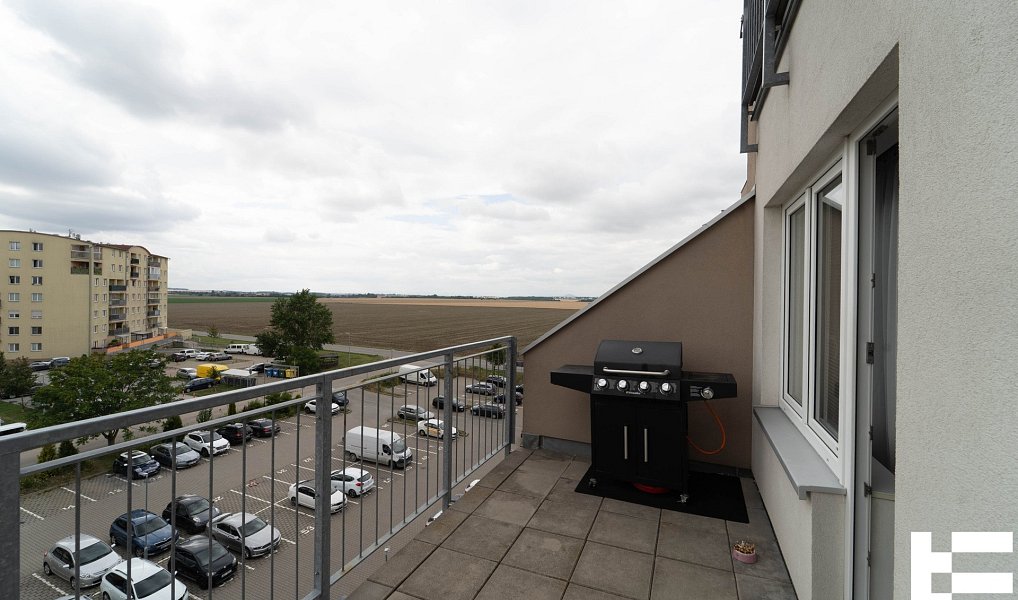 Prodej bytu 4+kk 81 m², Klecany – náhled fotky 13