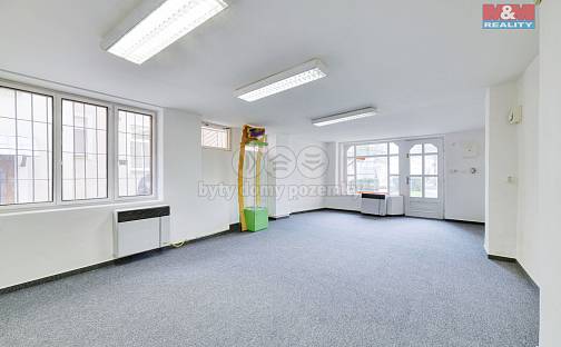 Pronájem obchodních prostor 35 m², Hlavní třída, Mariánské Lázně, okres Cheb