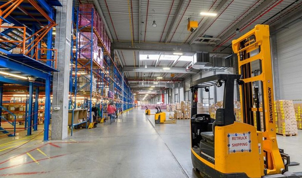 Pronájem skladovacích prostor 963 m², Klecany – náhled fotky 3