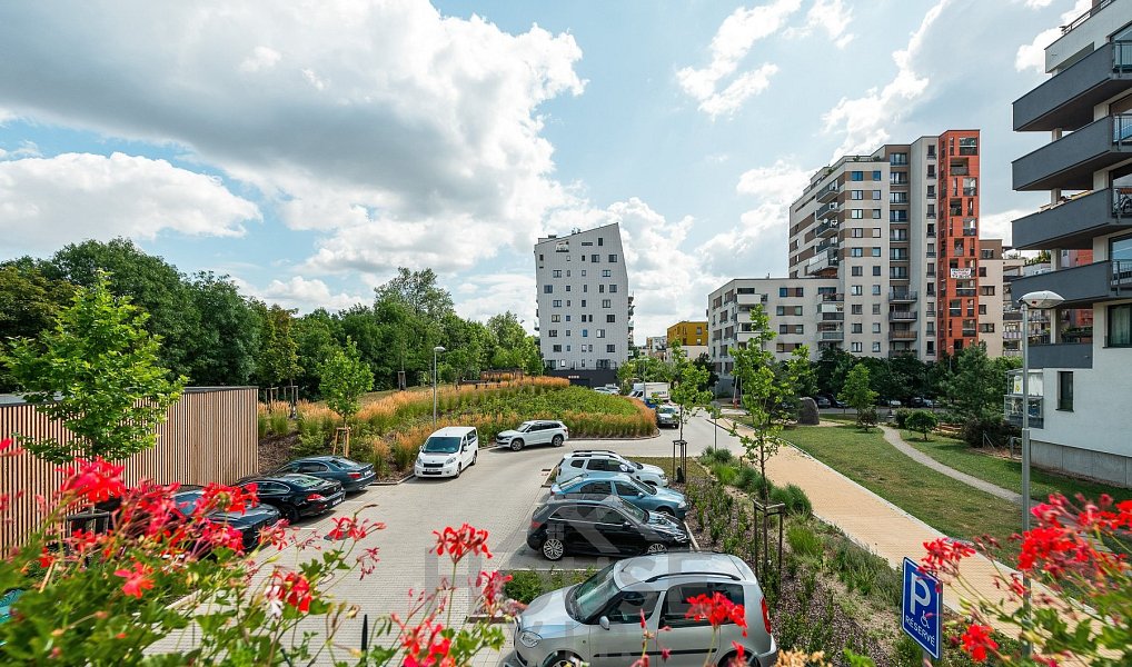 Prodej bytu 2+kk 60 m², Praha – náhled fotky 32