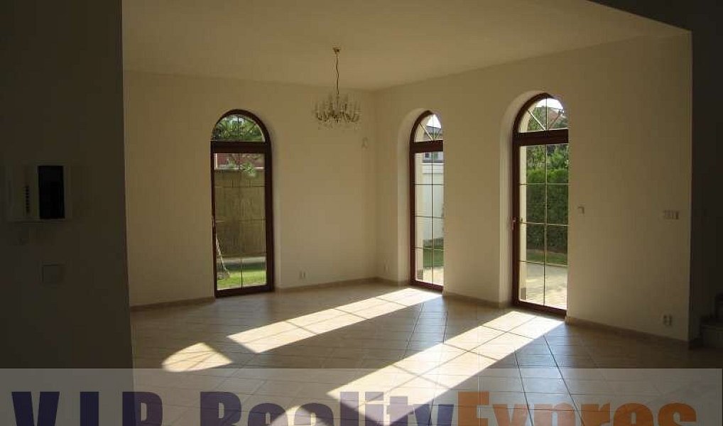Pronájem domu 270 m² s pozemkem 550 m², Praha – náhled fotky 5