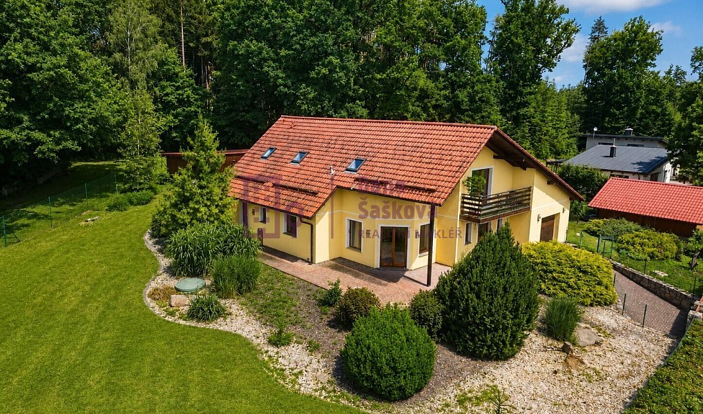 Prodej domu 210 m² s pozemkem 2 641 m², Rodvínov – náhled fotky 38