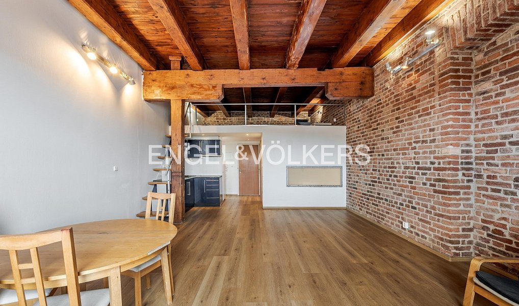 Pronájem bytu 1+kk 44 m², Praha – náhled fotky 3