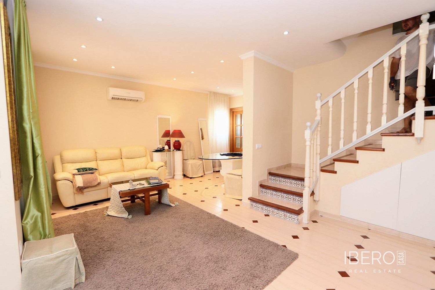 Prodej domu 130 m² s pozemkem 200 m² - Vista 6