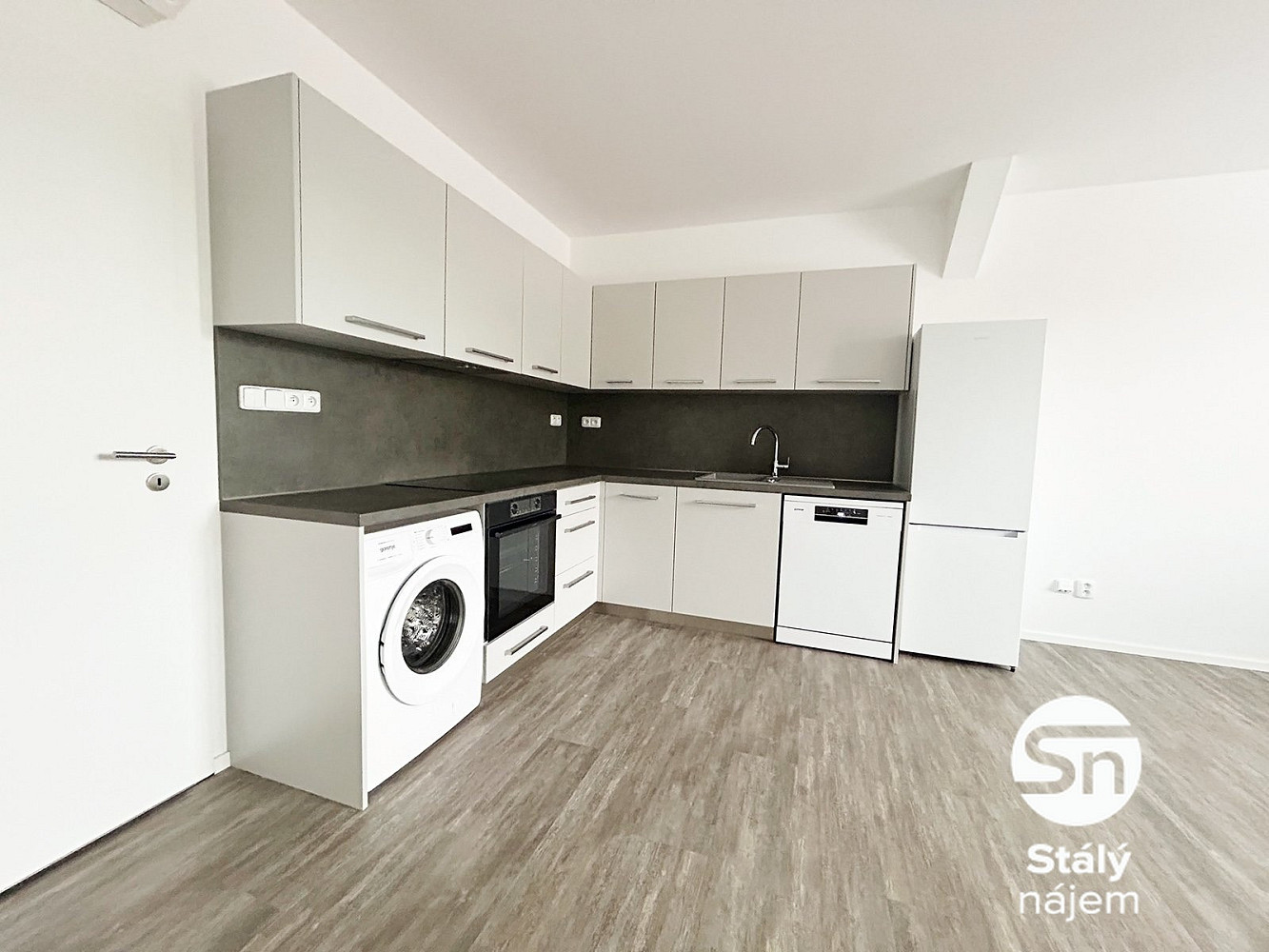 Pronájem bytu 1+kk 34 m²