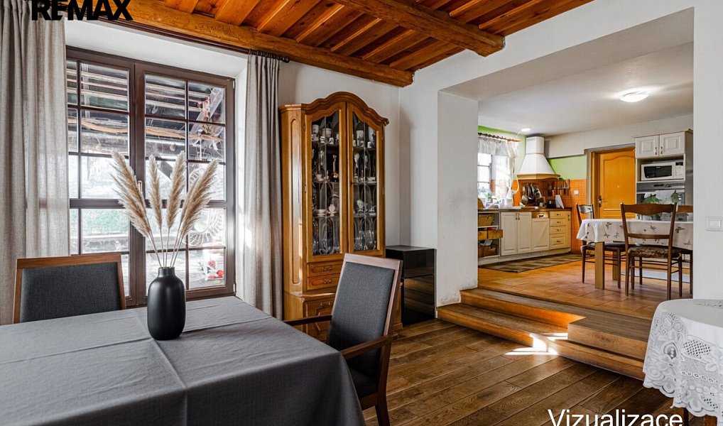 Prodej domu 267 m² s pozemkem 2 283 m², Dolní Bousov – náhled fotky 3