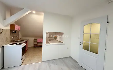Pronájem bytu 2+1 65 m², Pražská, Bystřany - Světice, okres Teplice