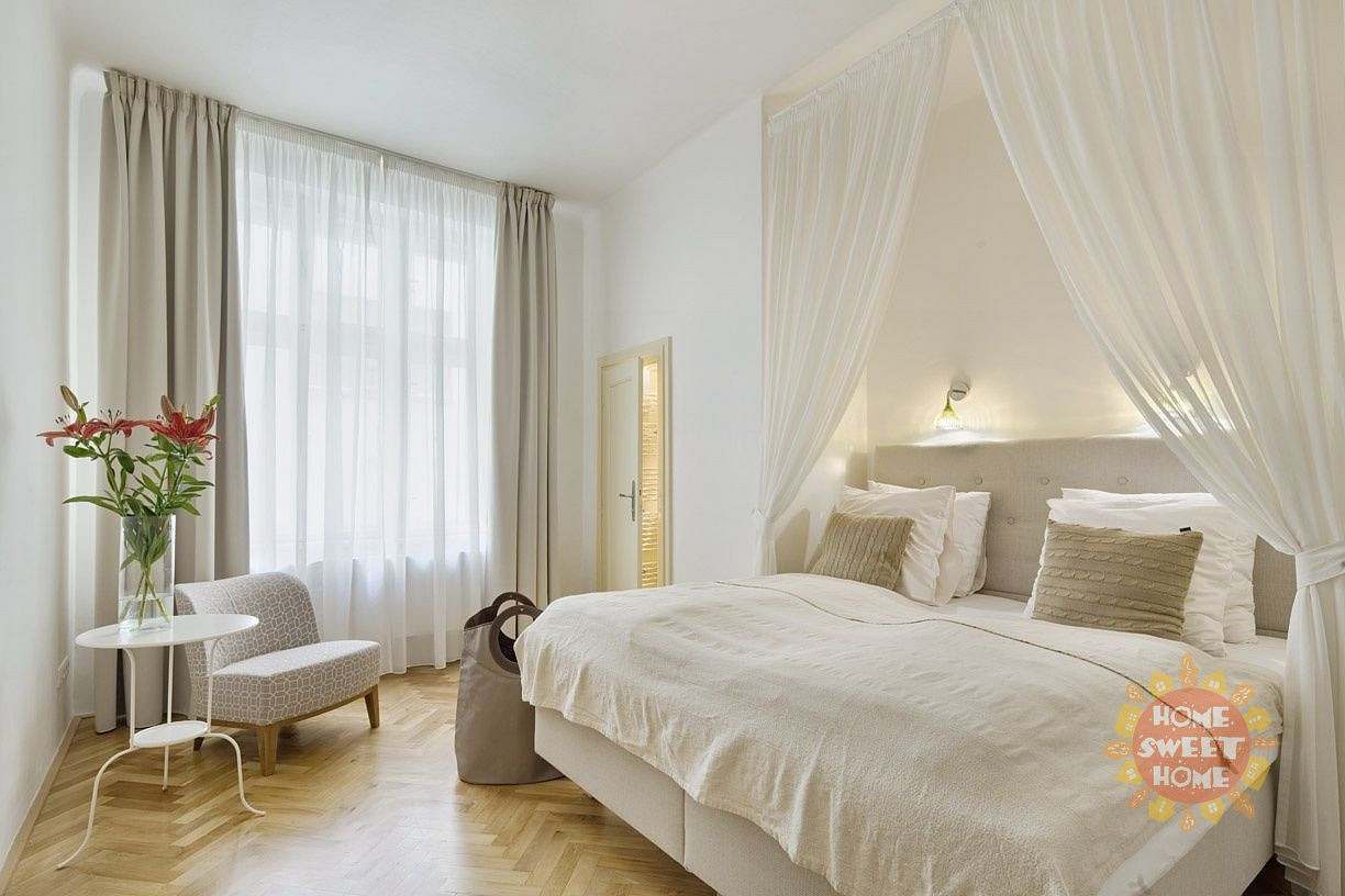 Pronájem bytu 3+kk 100 m² – fotografie 4