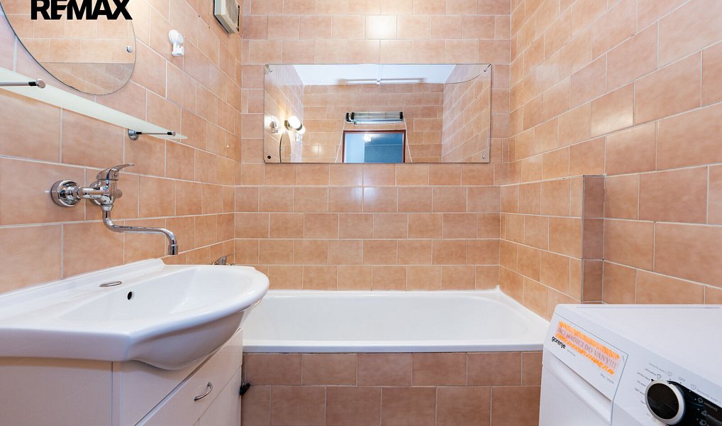 Pronájem bytu 3+kk 61 m², Praha – náhled fotky 20