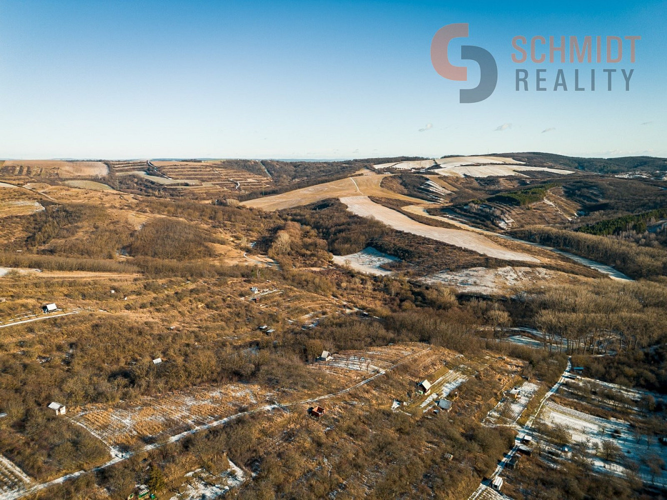 Prodej pozemku 2 896 m²