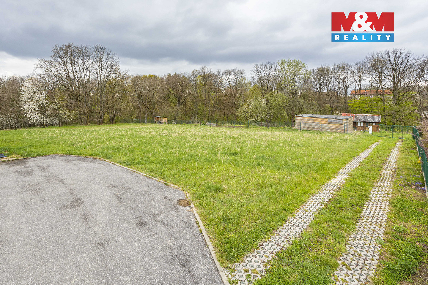 Prodej stavebního pozemku 1 948 m² – fotografie 3