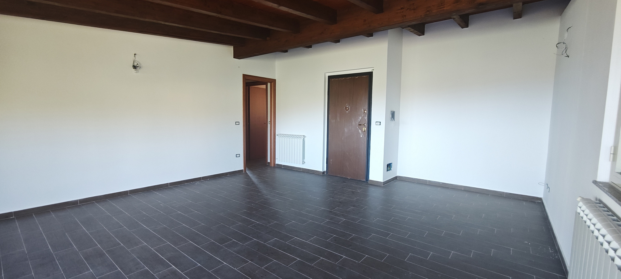 Appartamento 4+kk – Messina - Vista 5