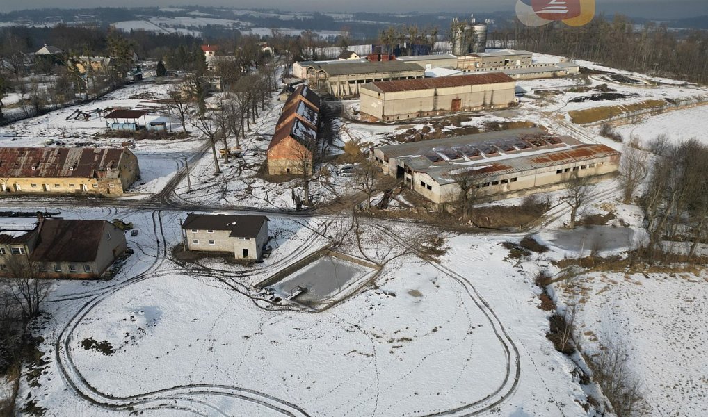 Prodej výrobních prostor 83 826 m², Střítež – náhled fotky 2